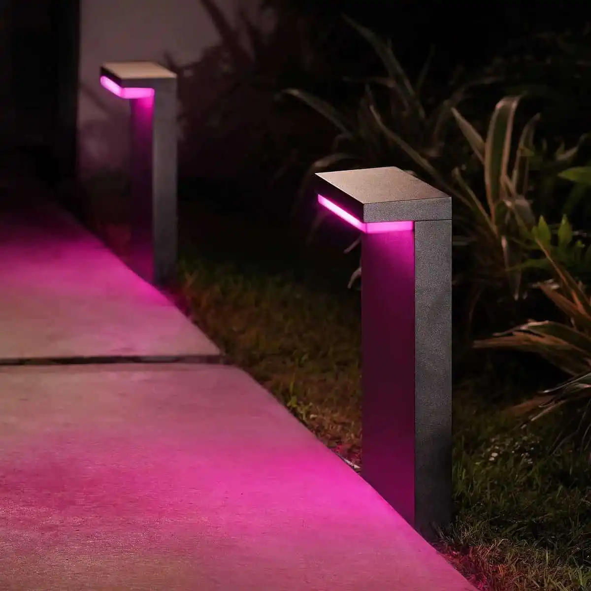 Philips Hue WACA Nyro LED pillar light black